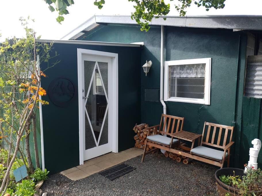 Handsome Hills Dairy Retreat Won Wron Extérieur photo