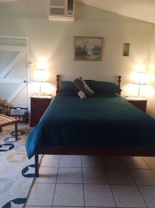 Handsome Hills Dairy Retreat Won Wron Extérieur photo